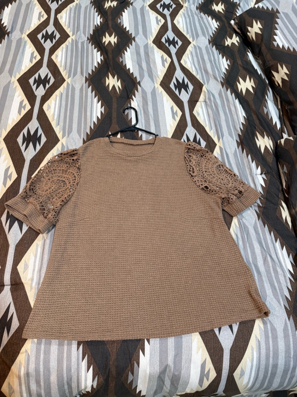 SHEIN Brown Crochet Sleeve Short-Sleeve Top